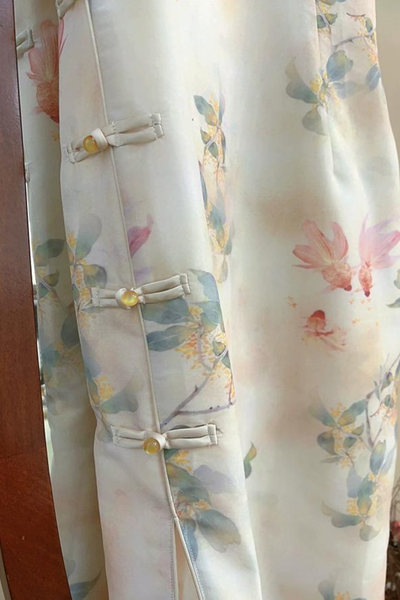 Hong Jinli 红锦鲤 Red Koi Vintage Inspired Plus Size Short Sleeve Qipao