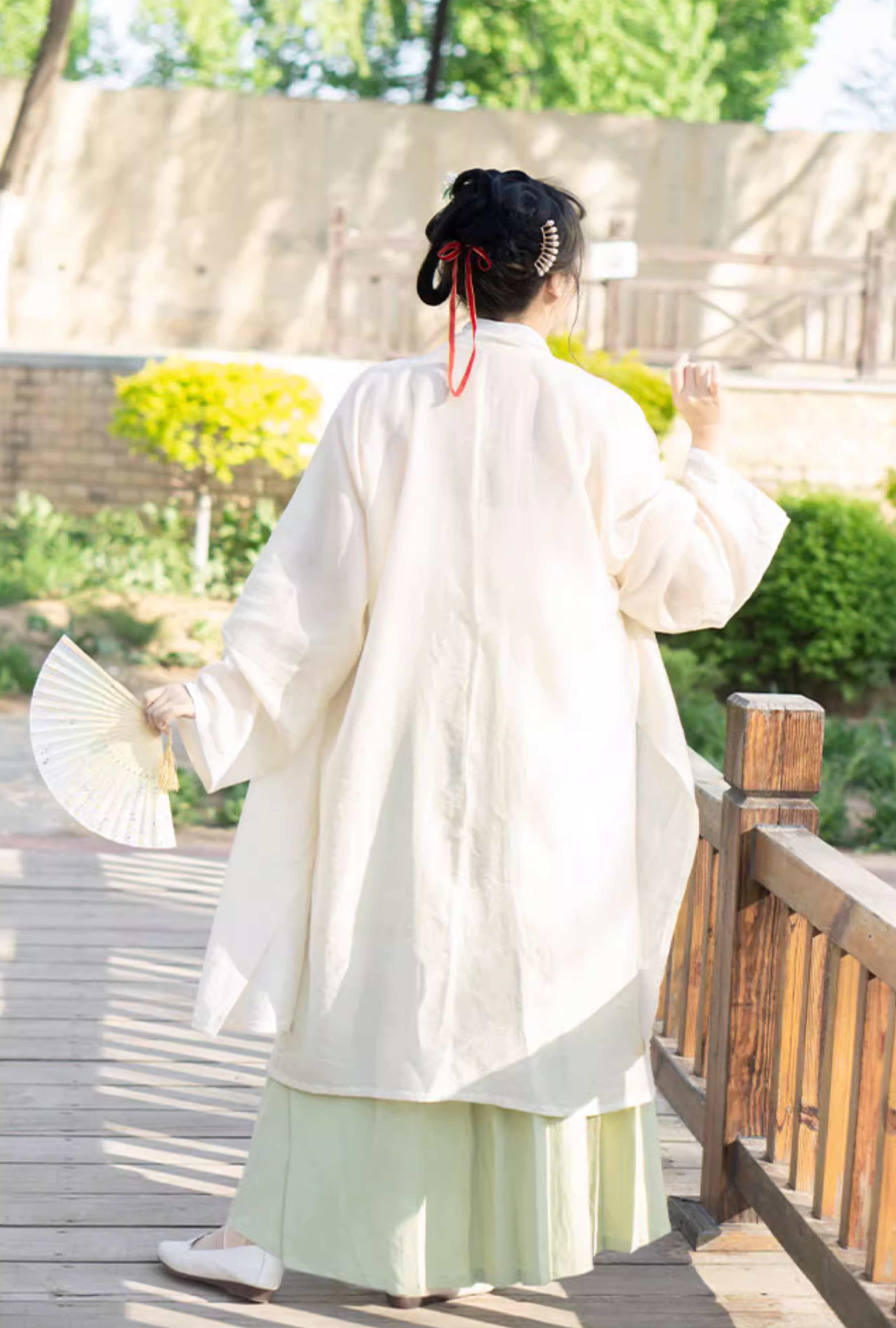 Xiao Chuju 小雏菊 Модернизированный комплект «Маленькие ромашки» «Династия Сун», хлопок большого размера Beizi Baidiequn Ruqun