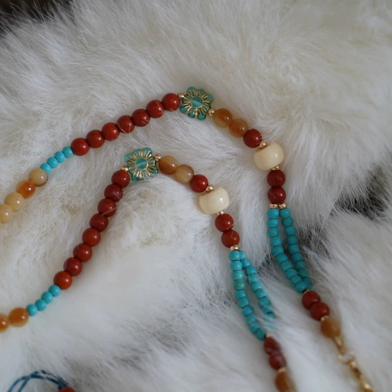 Ge Qu 歌曲 Мелодия Династии Мин Ожерелье с медальоном из бисера на спине и кисточкой в виде облака