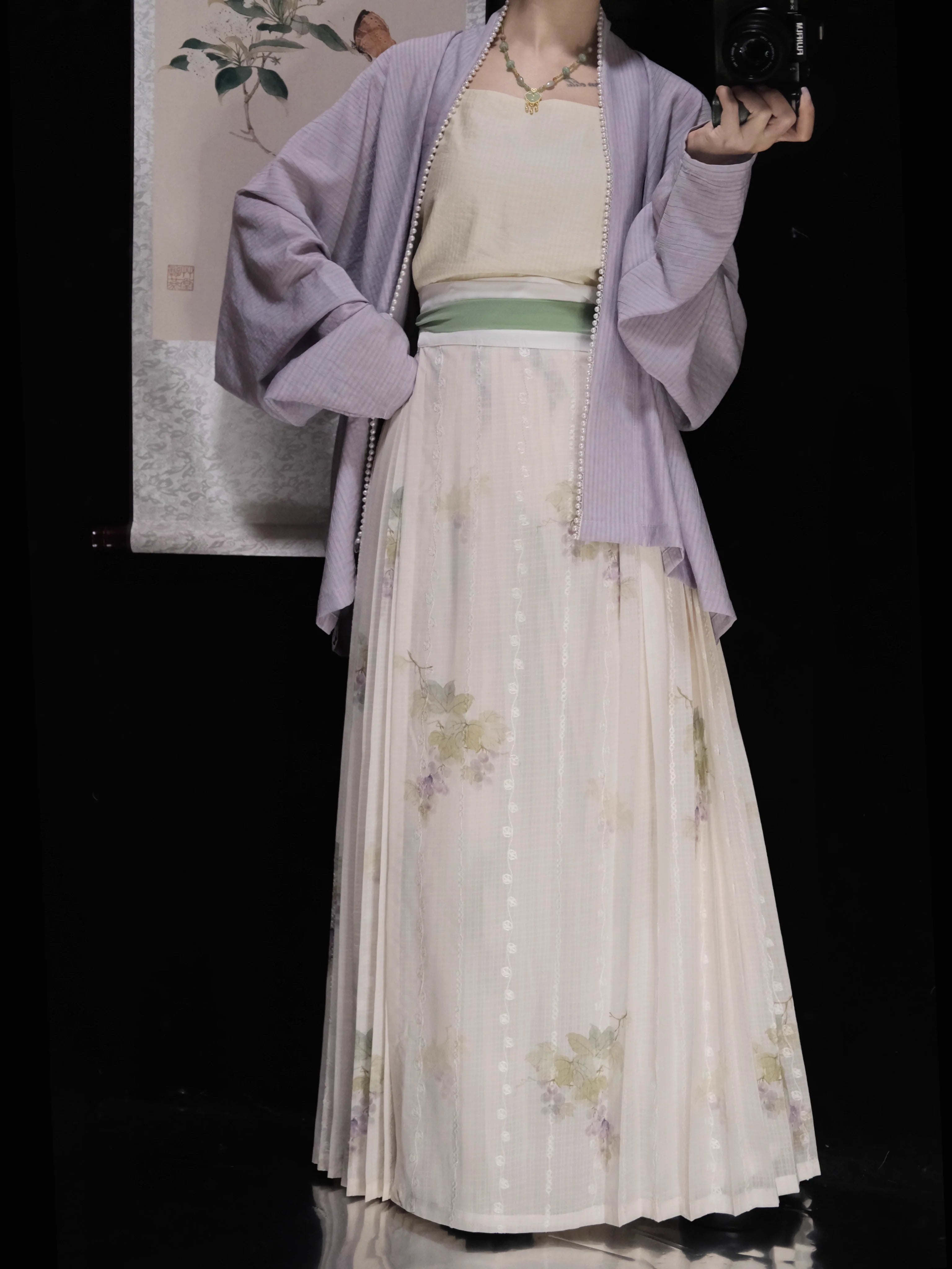 Pu Tao 葡萄 Raisin Dynastie Song Diverses jupes Baidiequn