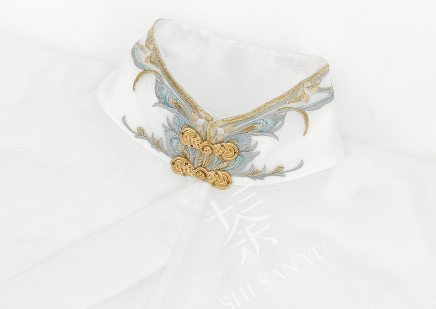 Цзюньсинь Линъюнь 君心凌云 Модернизированный набор облачных ошейников династии Мин «Достигая облаков»