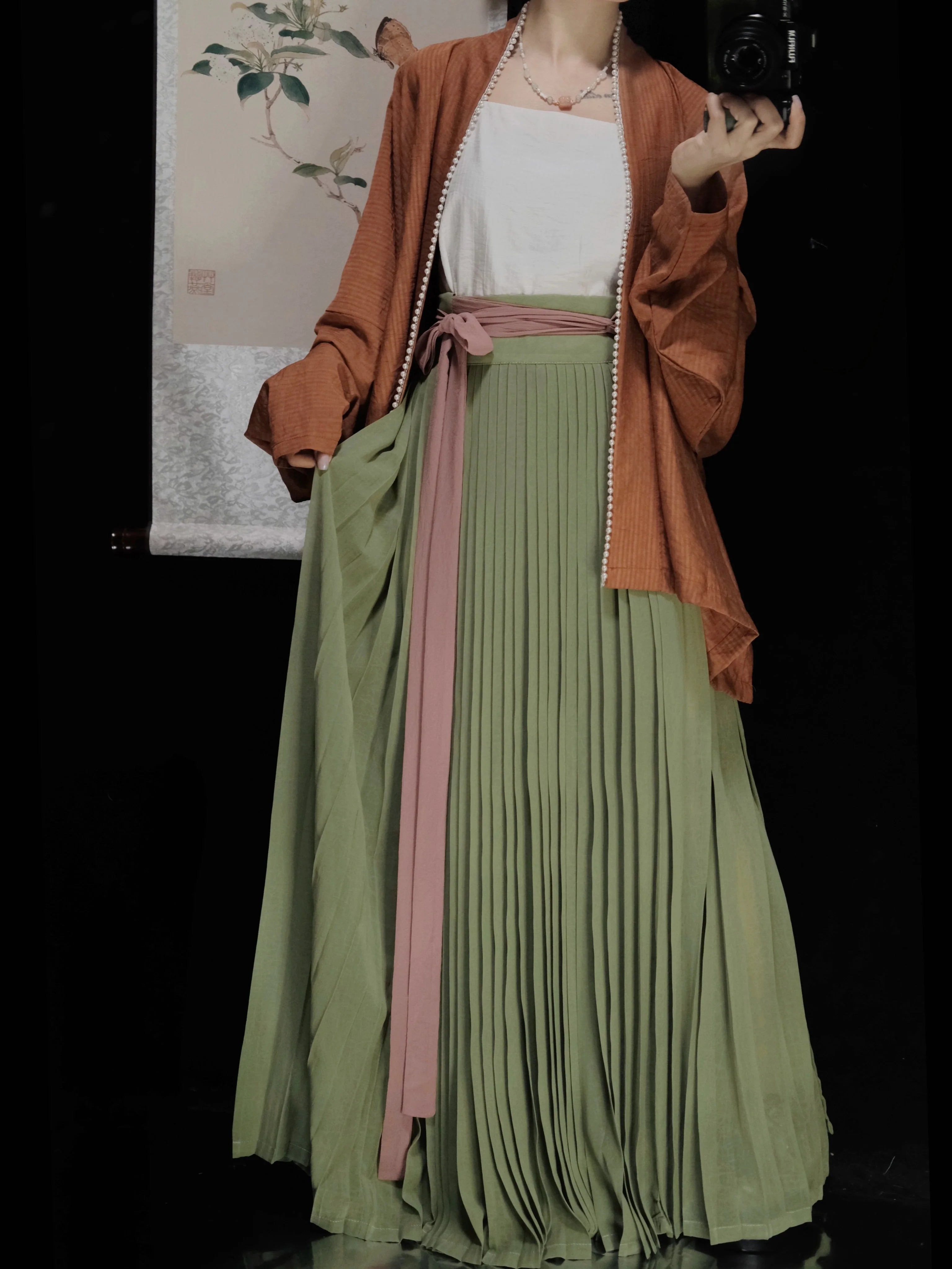 Pu Tao 葡萄 Raisin Dynastie Song Diverses jupes Baidiequn