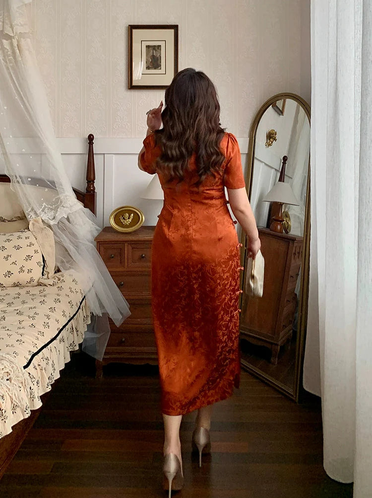 Xiaying Rui 霞映蕊 Glowing Sunset Plus Size Modernized Vintage Bottleneck Jacquard Qipao