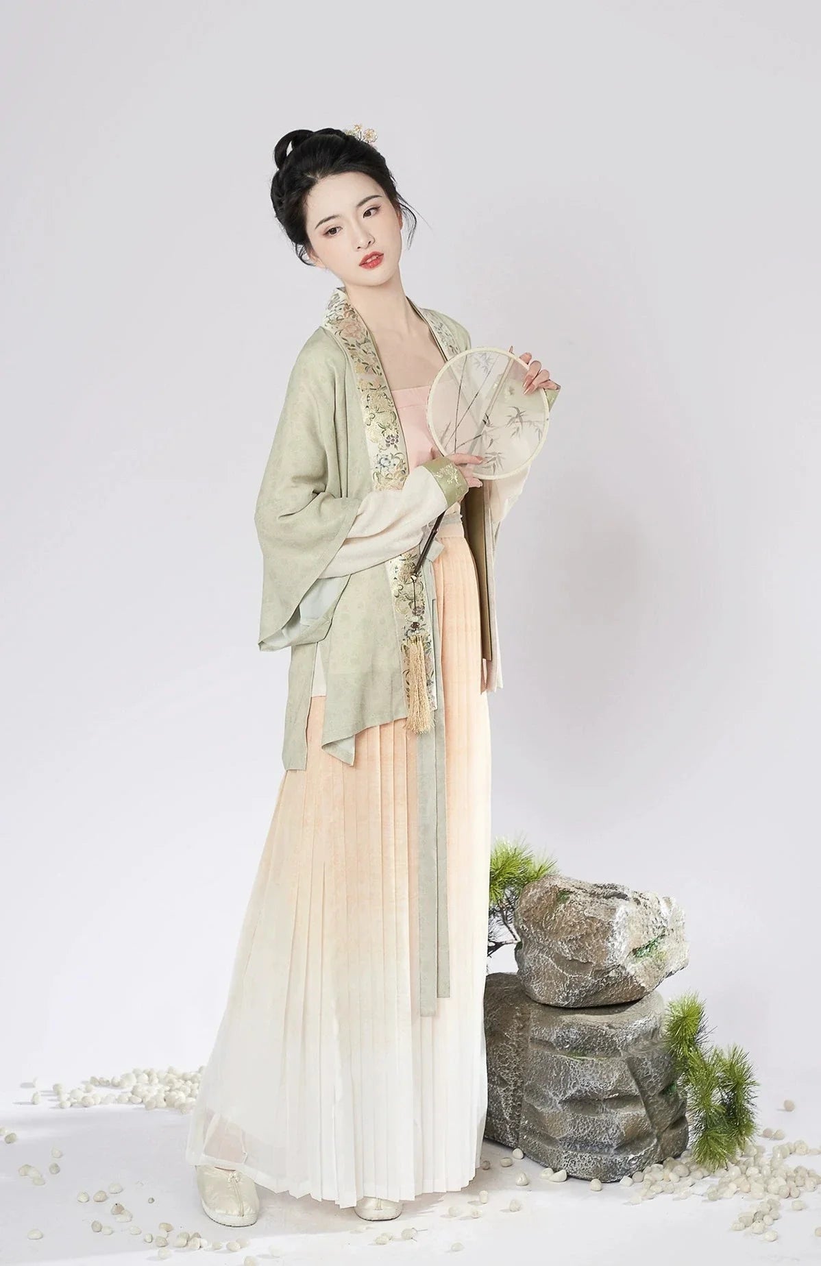 Wan Qiu 挽秋 Coming Autumn Song Dynasty Ruqun