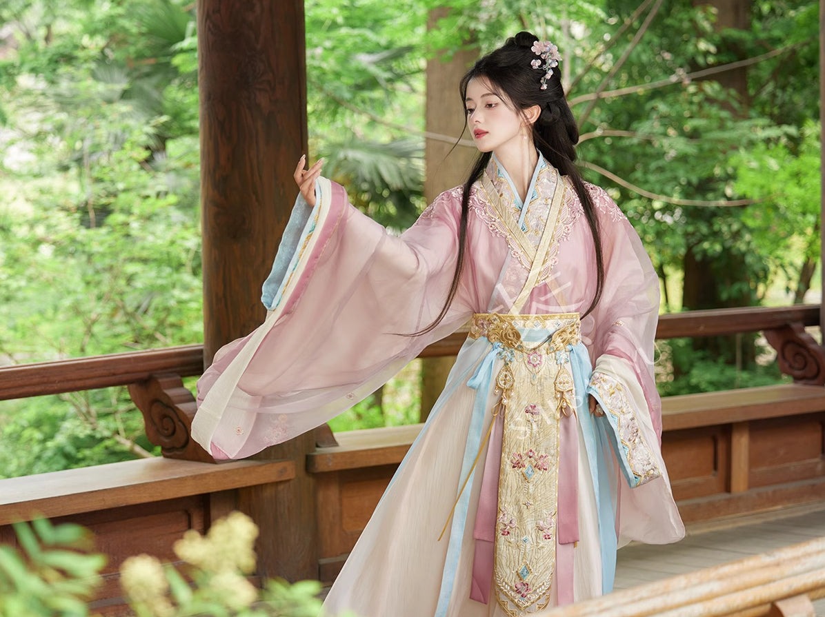 Cherry Blossom Grove 樱花林 Модернизированный комплект Ruqun династии Цзинь Zaju с ласточкиным хвостом