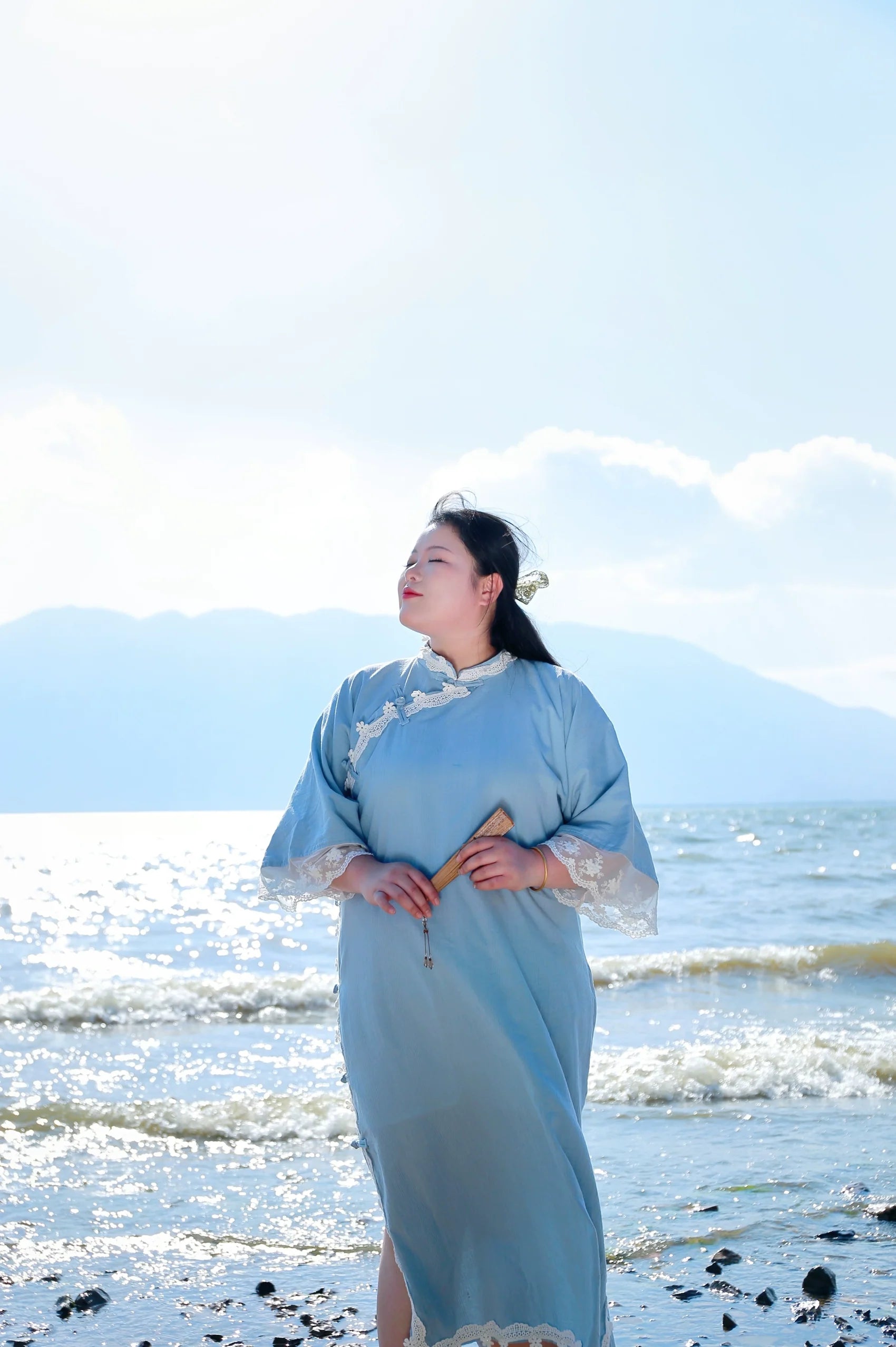 Bohé 薄荷 Мятно-синий Модернизированный Большой размер Повседневные Кружева Хлопок Рукав-колокольчик Qipao