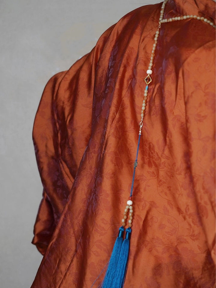 Ge Qu 歌曲 Мелодия Династии Мин Ожерелье с медальоном из бисера на спине и кисточкой в виде облака