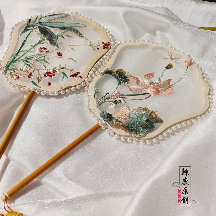 Guo Dongting 过洞庭 Traversant la rivière Dongting Éventail rond Tuanshan brodé sur un seul côté