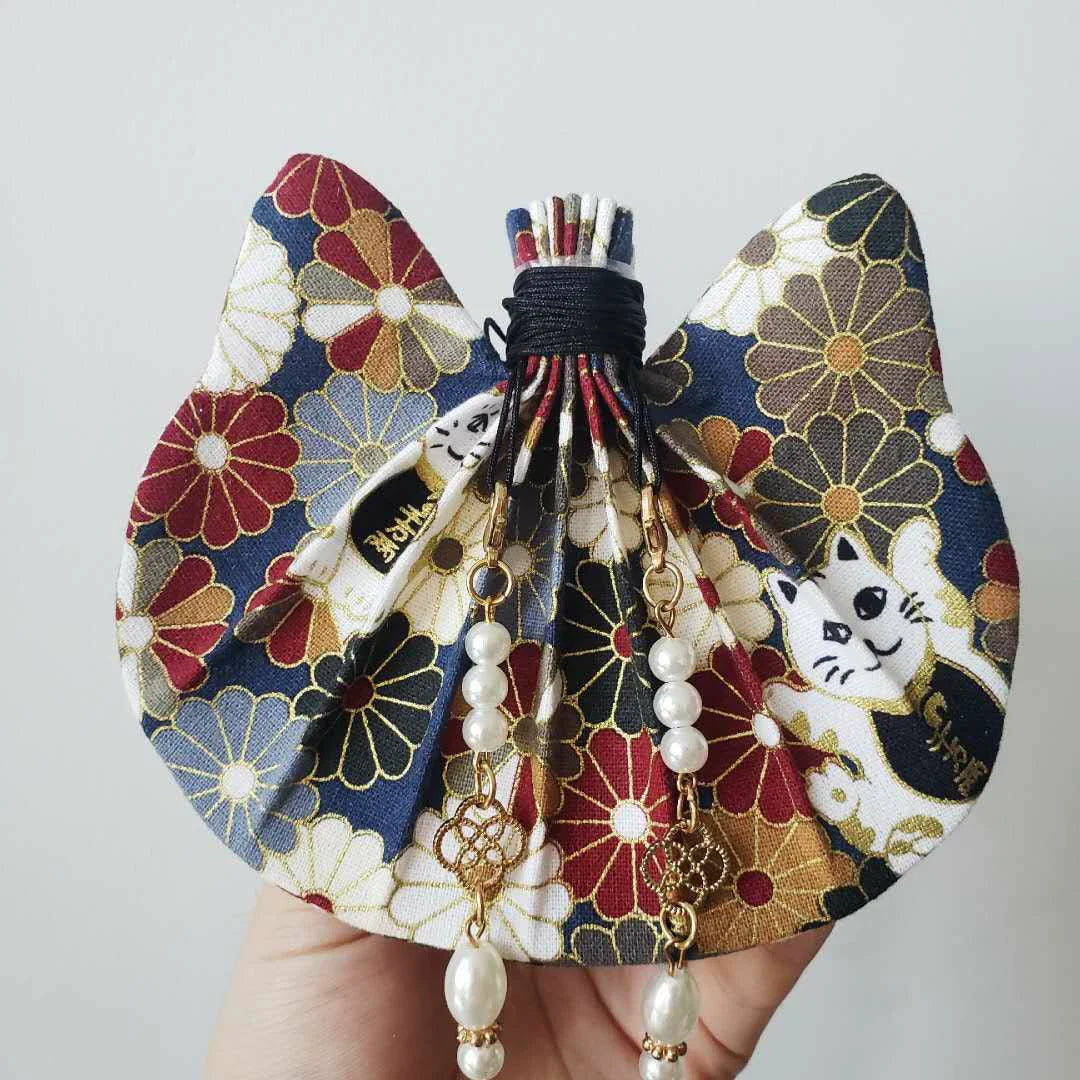 Маоми 猫咪 Китти Хэбао