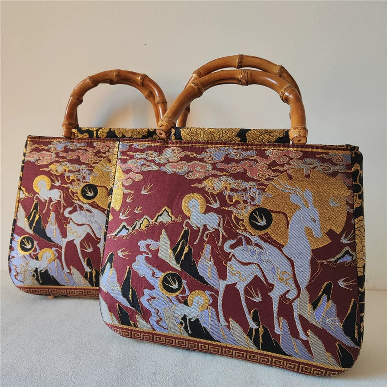 9 cerfs colorés 九色鹿 Sac en brocart avec poignée en bambou