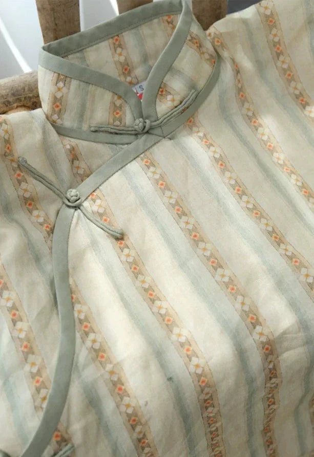 Цай Цао 采草 Сбор трав Ципао с двухслойным растением рами 1930-х годов с короткими рукавами