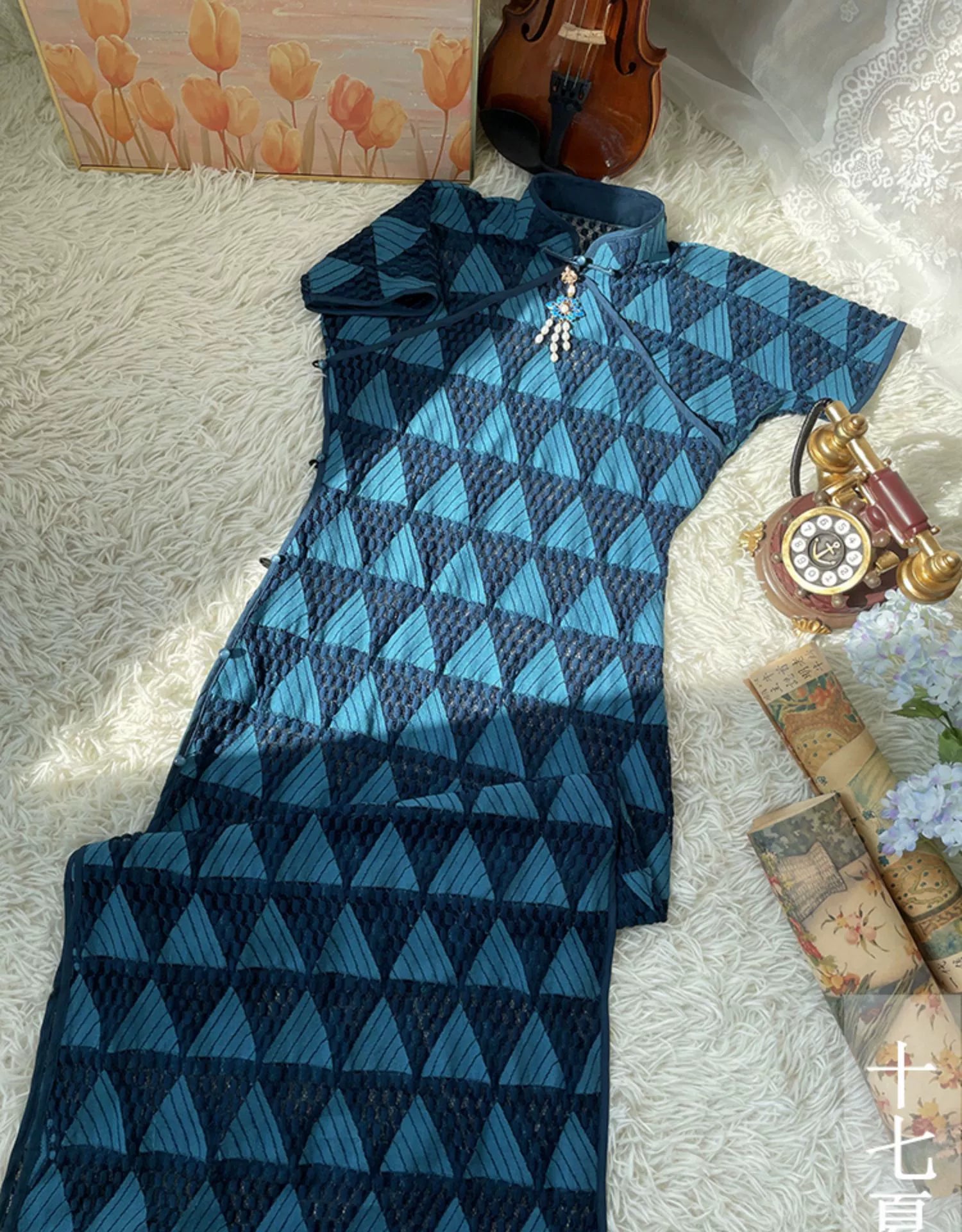 Бань Шань半山 Ципао с короткими рукавами и принтом в стиле ретро, 1930-е годы.