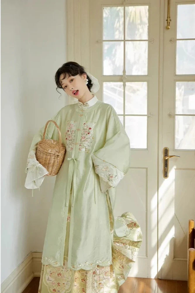 Рай 天堂 Модернизированный комплект династии Мин Юаньлин Чаншань Мамиан Весенний Аокюнь