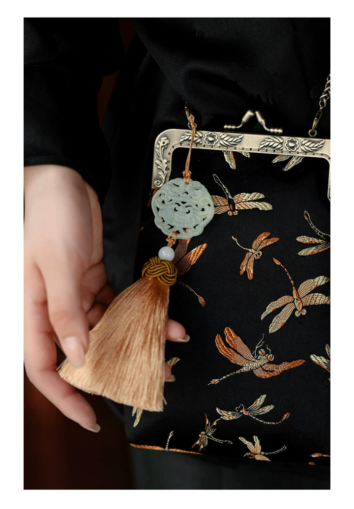 Qing Ting 蜻蜓 Porte-monnaie en brocart de jade libellule