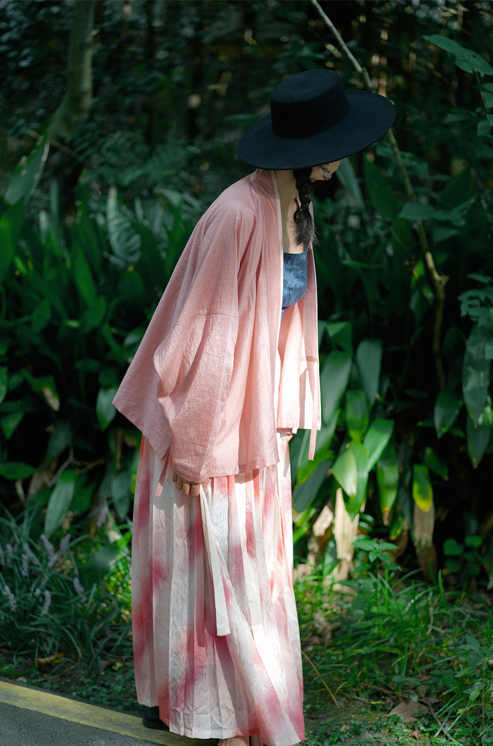 Модернизированный аромат An Xiang 暗香 Distant Fragrance Dynasty Song Feijixiu & Baidiequn