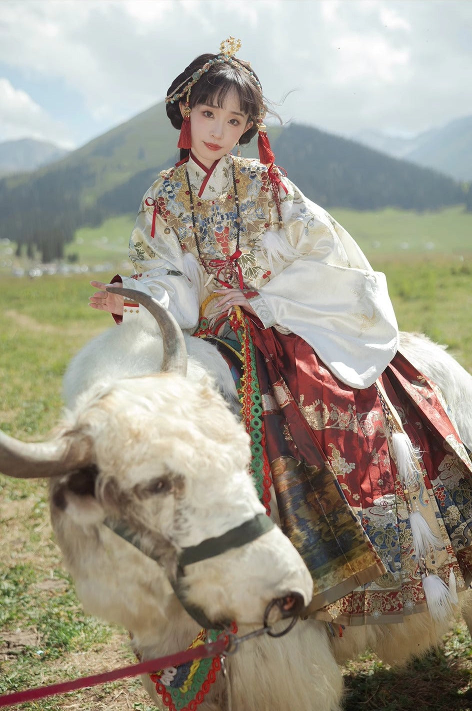 Цзюяо Цзиньчжи 九曜金枝 Золотая ветвь династии Мин Цзяолин Аокюнь Набор облачных ошейников