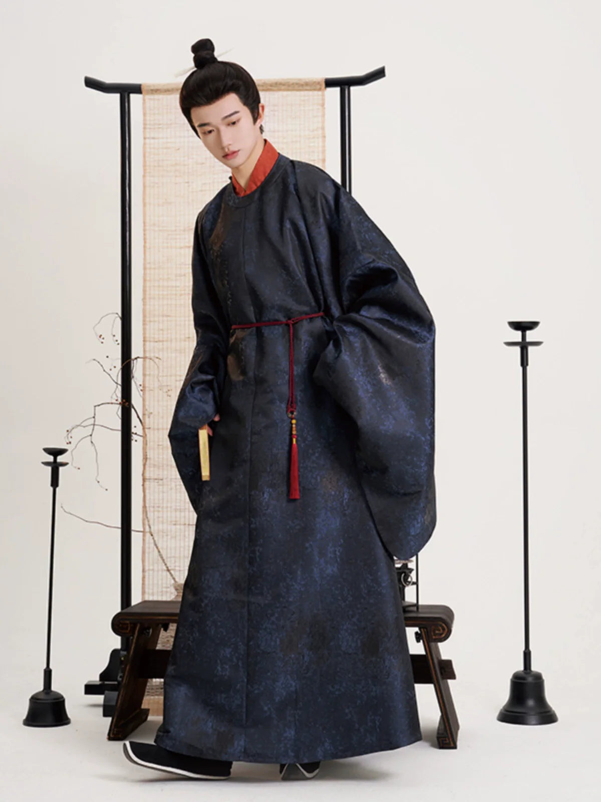 He Xuan 鹤轩 Crane Pavilion Dynasty Ming Yuanlingpao Мужской халат с круглым воротником