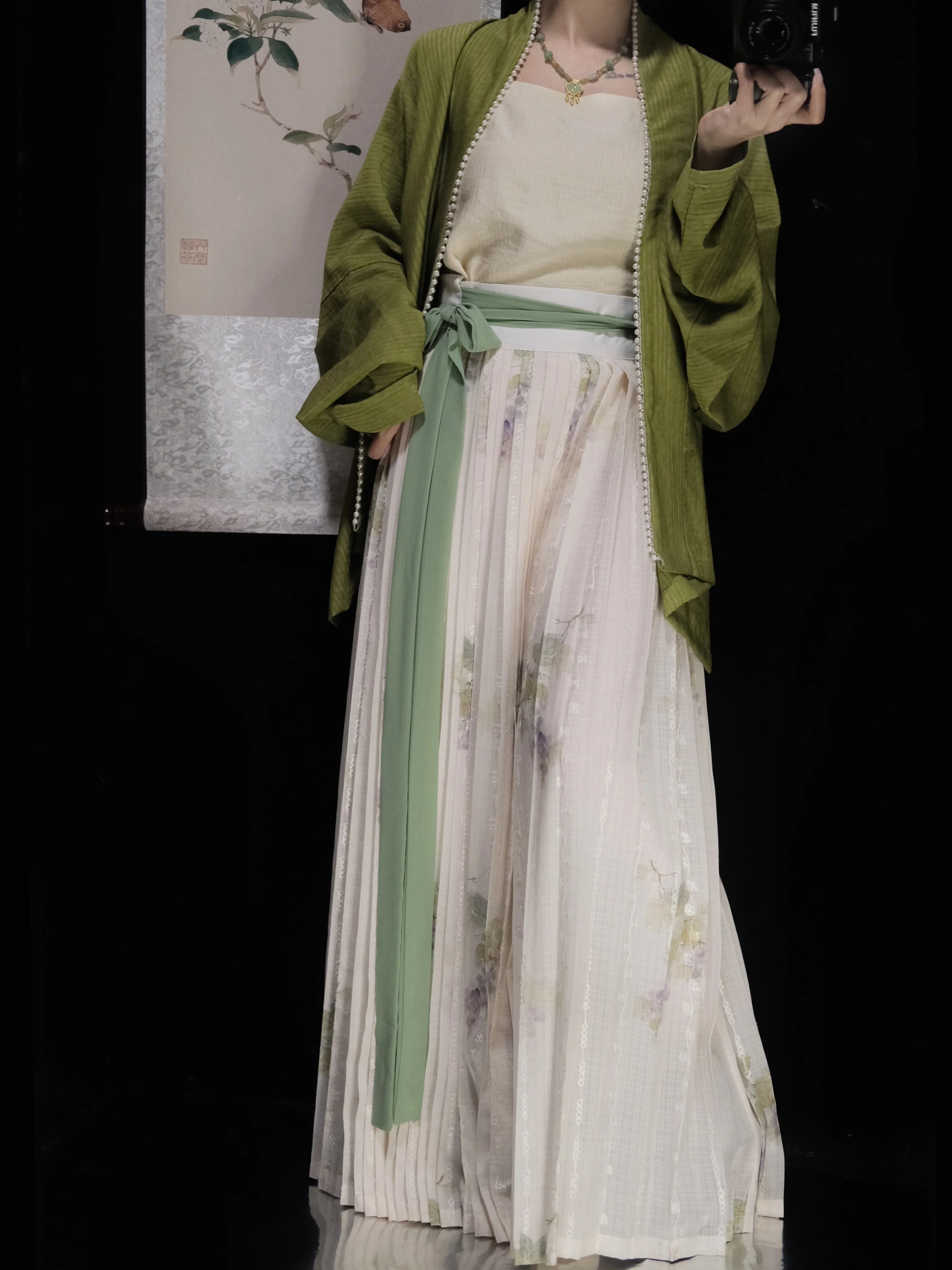 Pu Tao 葡萄 Raisin Dynastie Song Diverses jupes Baidiequn