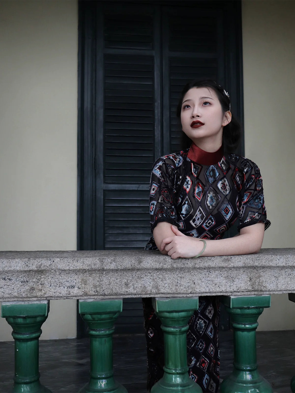 Гэтсби 盖茨比 Ципао из прозрачного бархата с бутылочным горлышком 1920-х годов