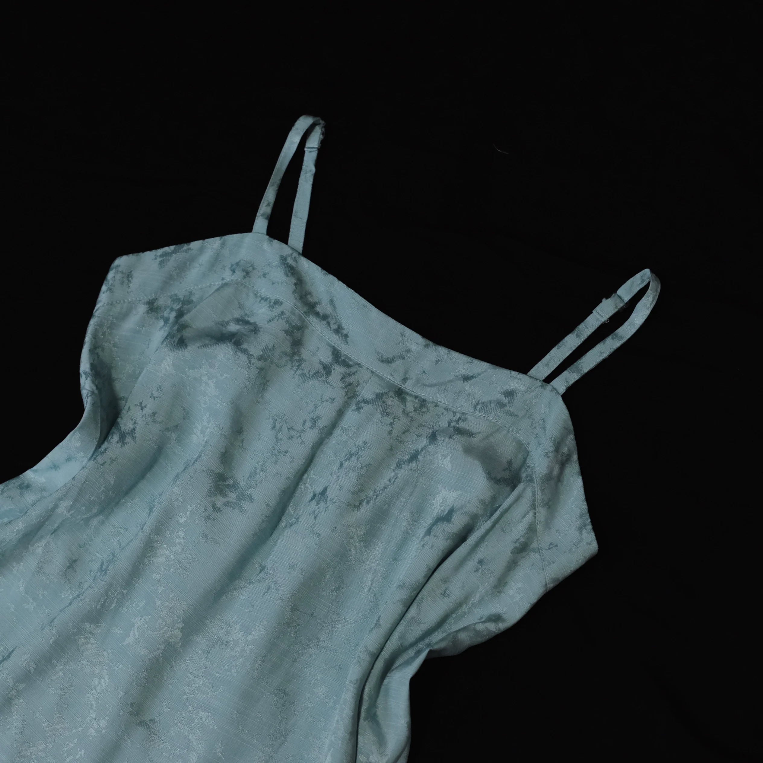 Dong Men 东门 Нижнее белье Moxiong с жемчужной отделкой Восточных ворот династии Сун