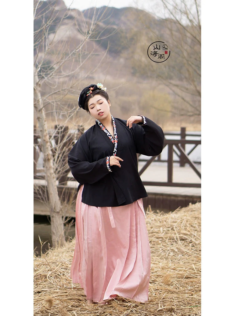 Шанча Хуа 山茶花 Венок камелии Ранний Мин Рубашка больших размеров с вышивкой Jiaoling Yuanling Ao