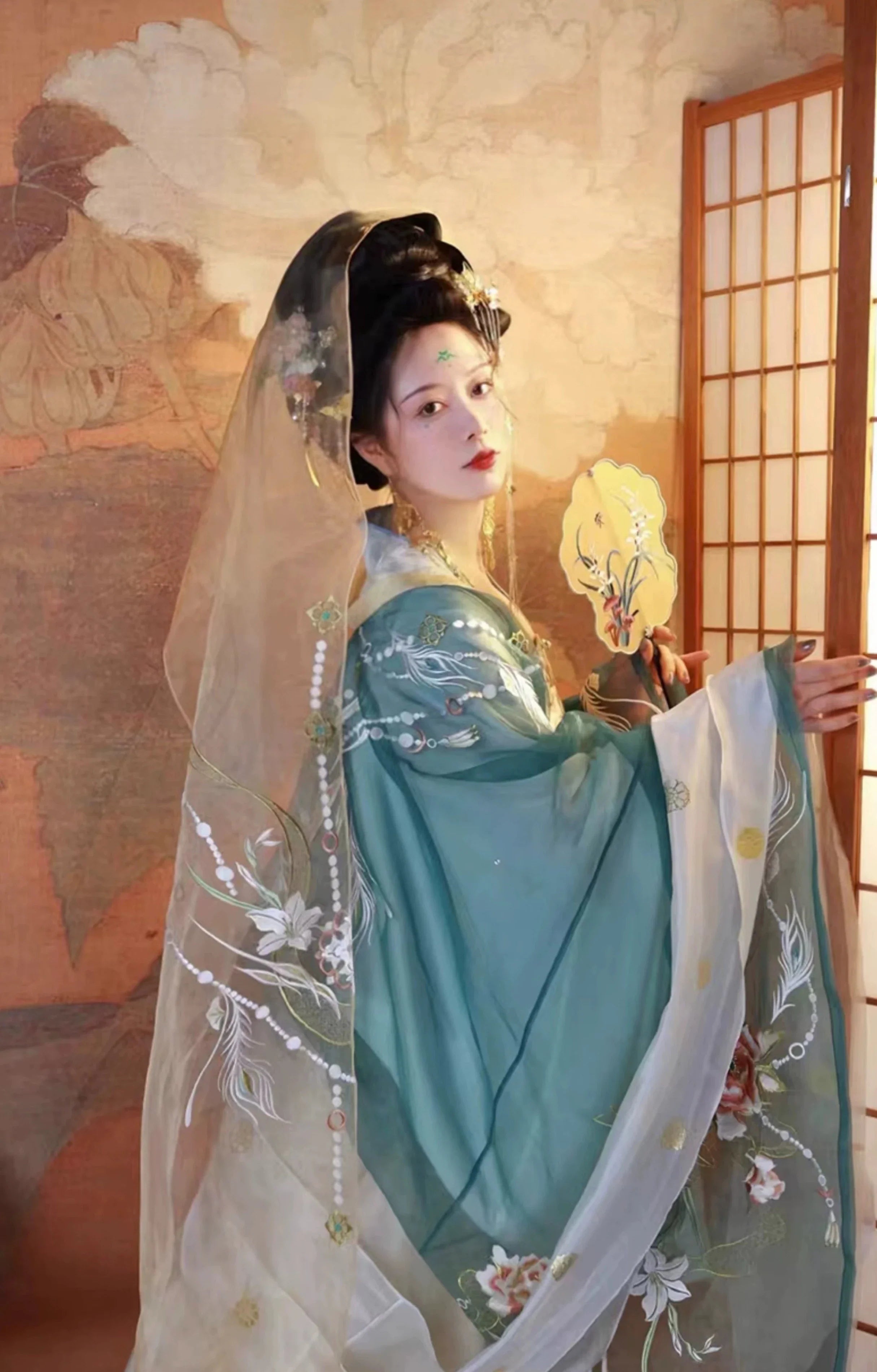 Yun Meng 云梦 Модернизированный набор Cloudy Dreams Lotus Fairy Heziqun династии Тан