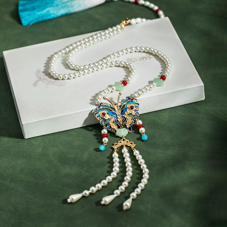 Рао Тай 绕台 Вокруг террасы, ожерелье с бабочкой и облаком на спине династии Мин