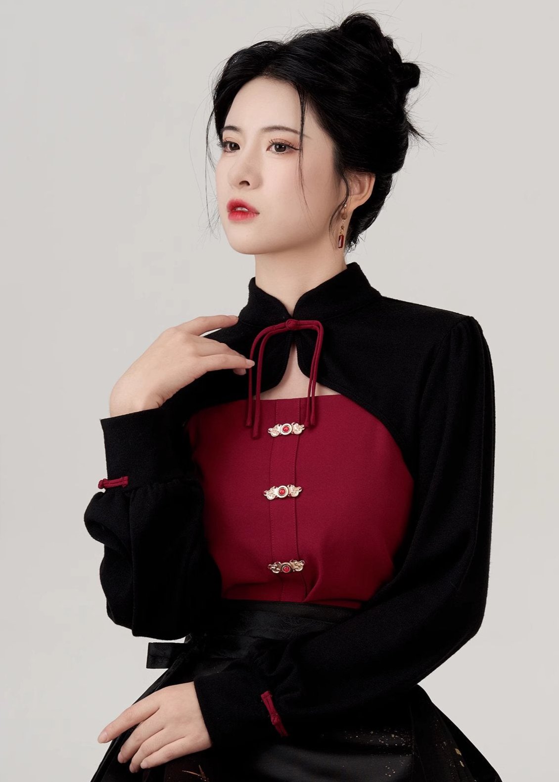 DanSha 丹砂 Ma Mian Skirt Set