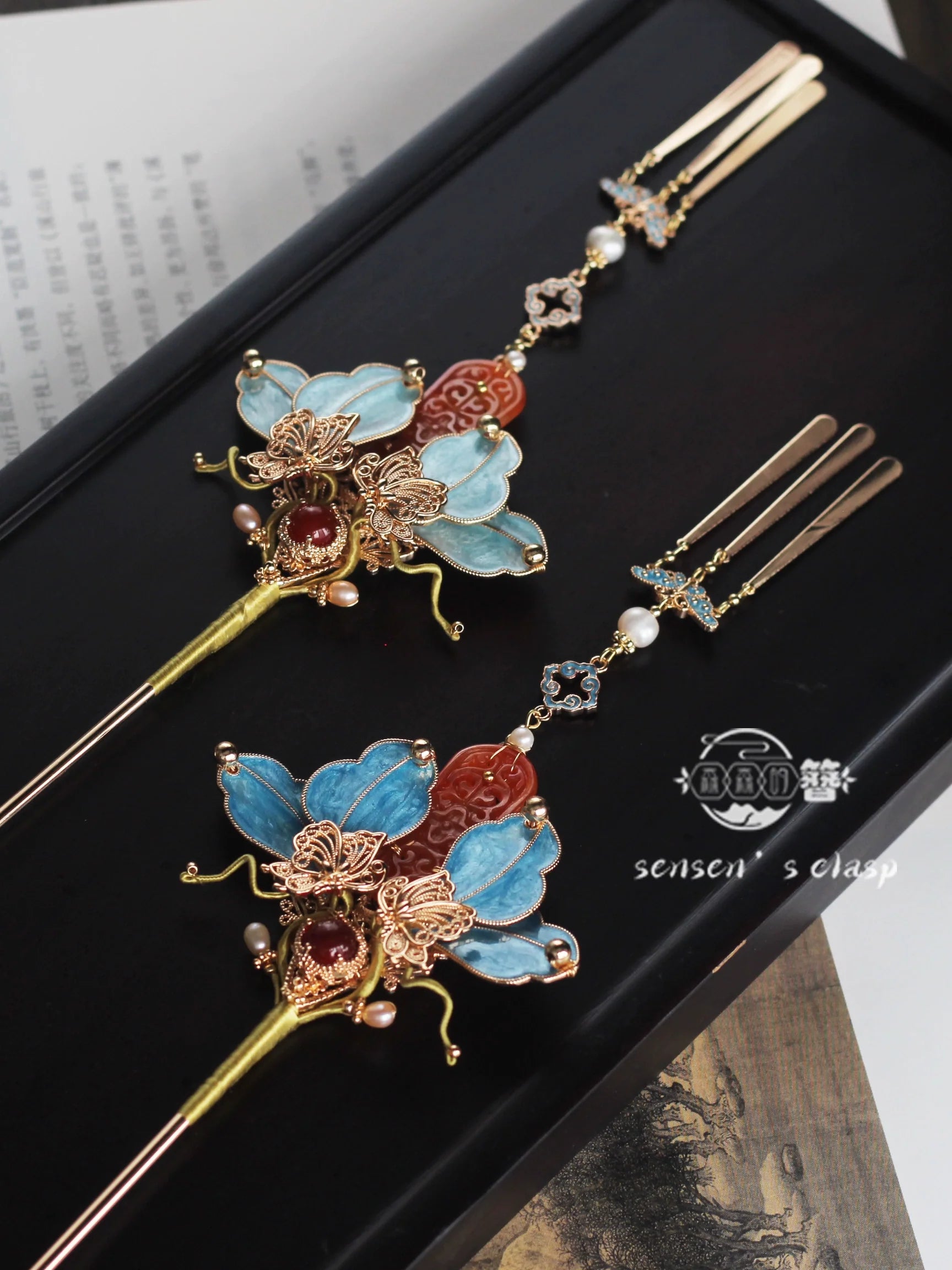 Muguang 慕光 Longing for Light New Chinese Style Crimson Tassel Hairpins