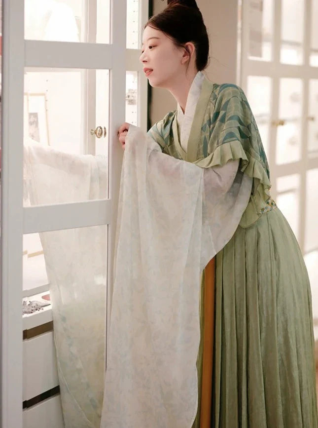 Shui Cai 水彩 Ensemble Ruqun de la dynastie du Nord et du Sud modernisé à l'aquarelle