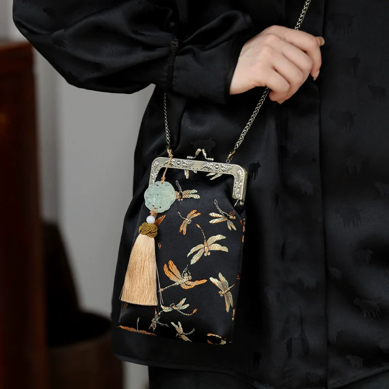 Qing Ting 蜻蜓 Porte-monnaie en brocart de jade libellule