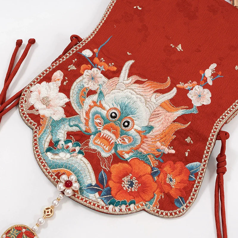 Sac à bandoulière brodé Long Nian 龙年 Année du Dragon