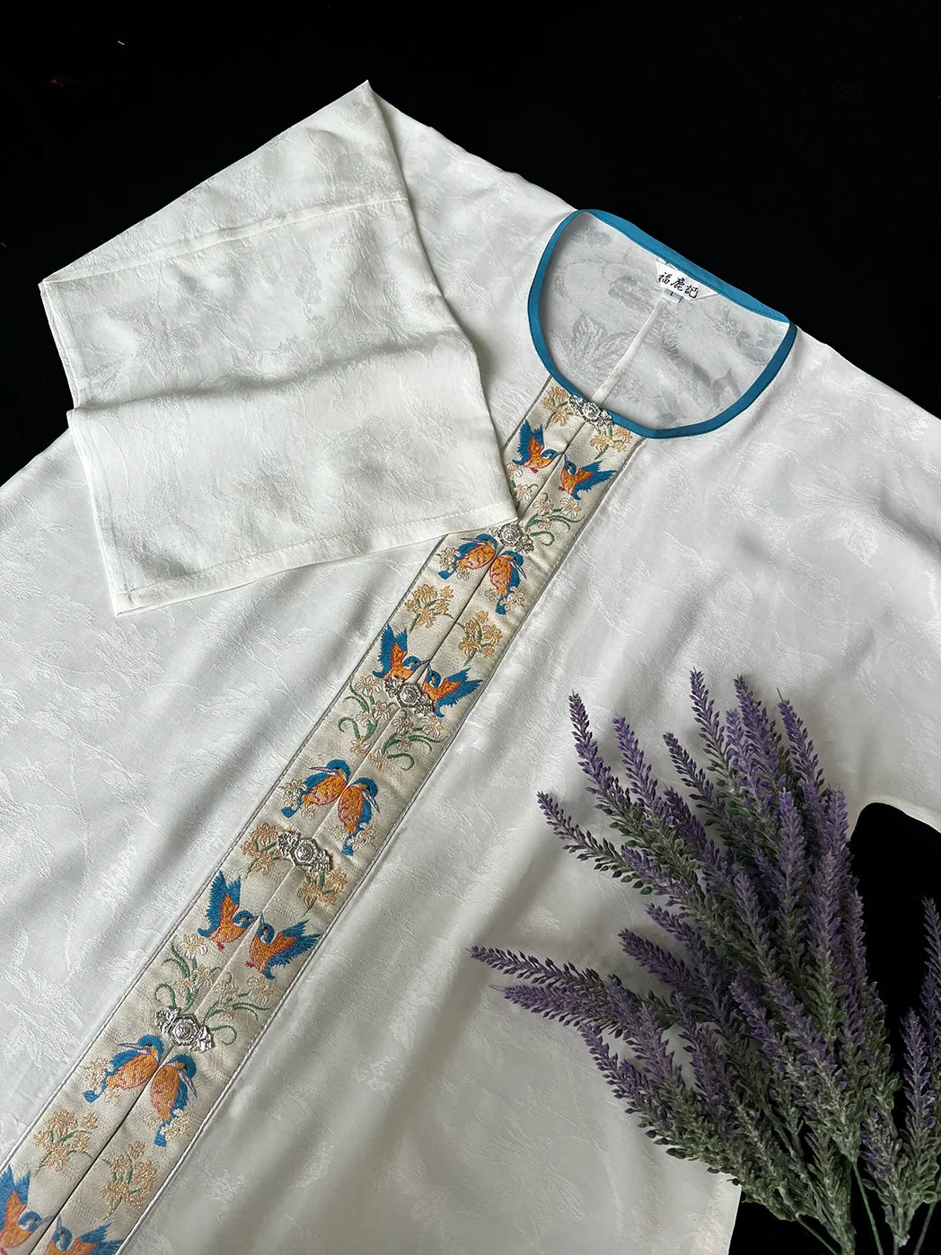 Cui Yuan 翠鸢 Kingfisher Kite Ming Dynasty Yuanling Duijin Shan Летний топ с круглым воротником