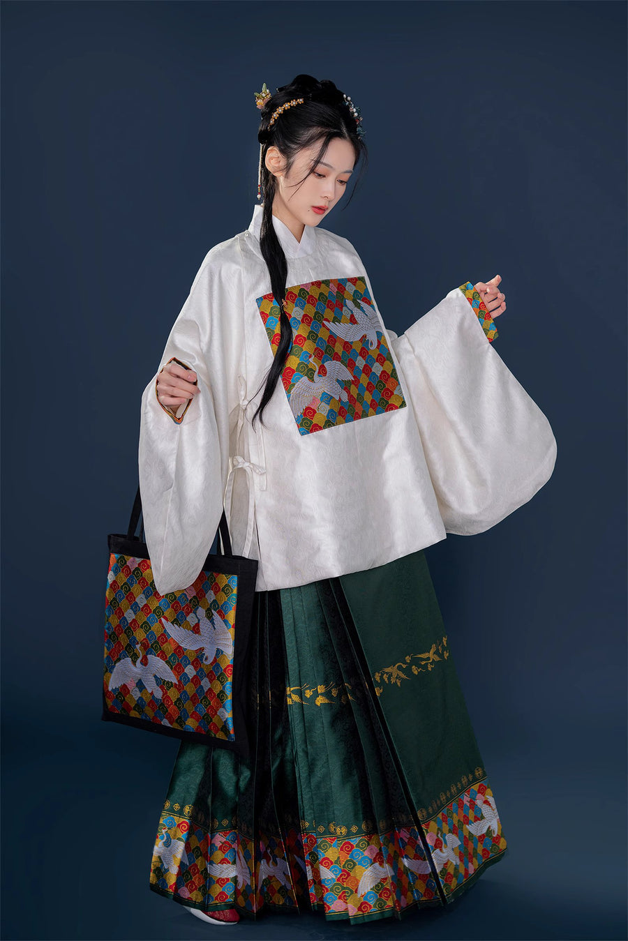 Buzi 补子 Rang Impérial Tote bag
