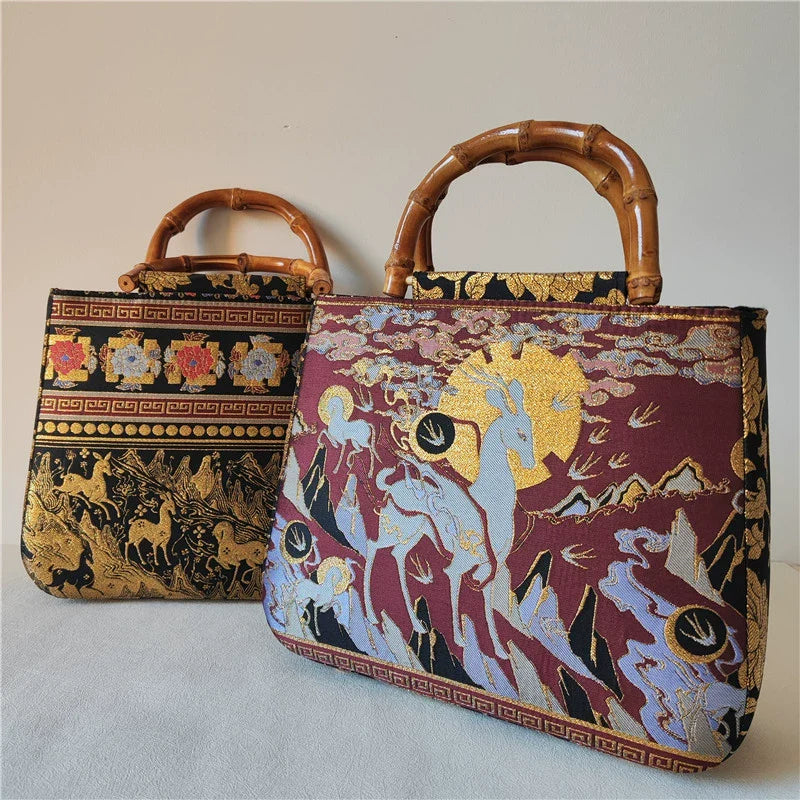 9 cerfs colorés 九色鹿 Sac en brocart avec poignée en bambou