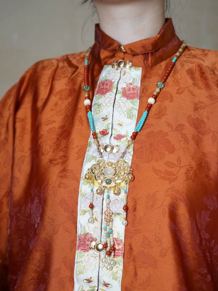 Ge Qu 歌曲 Мелодия Династии Мин Ожерелье с медальоном из бисера на спине и кисточкой в виде облака