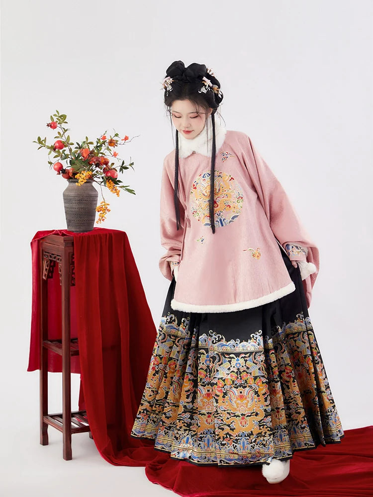 Лун И 龍椅 Драконий Трон Династии Мин Набор Юаньлинпао и Бицзя Аокюнь