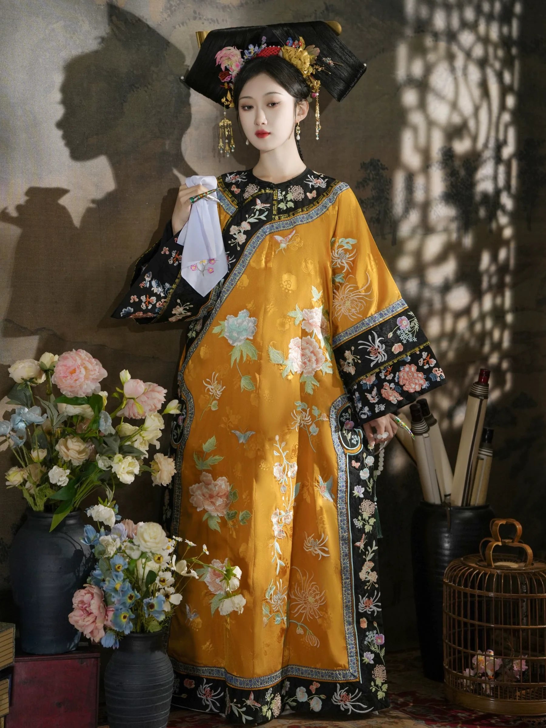 Ruyi Qing Dynasty Embroidered Changyi Dress Ruyi Qing Dynasty Embroidered Changyi Dress