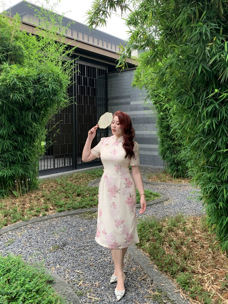 Xiari Meigui 夏日玫瑰 Rosy Summer Plus Size Modernized Classic Floral Print Qipao