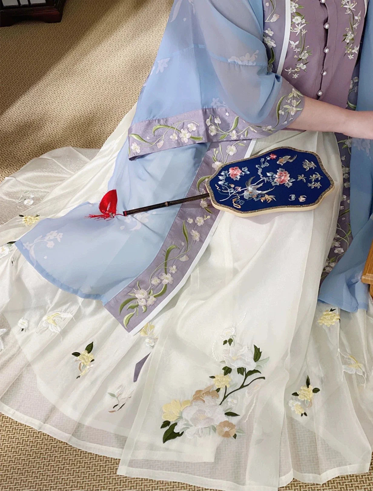 Yue Lai 月来 Song Ming Юбка размера плюс с вышивкой весна-лето Mamian