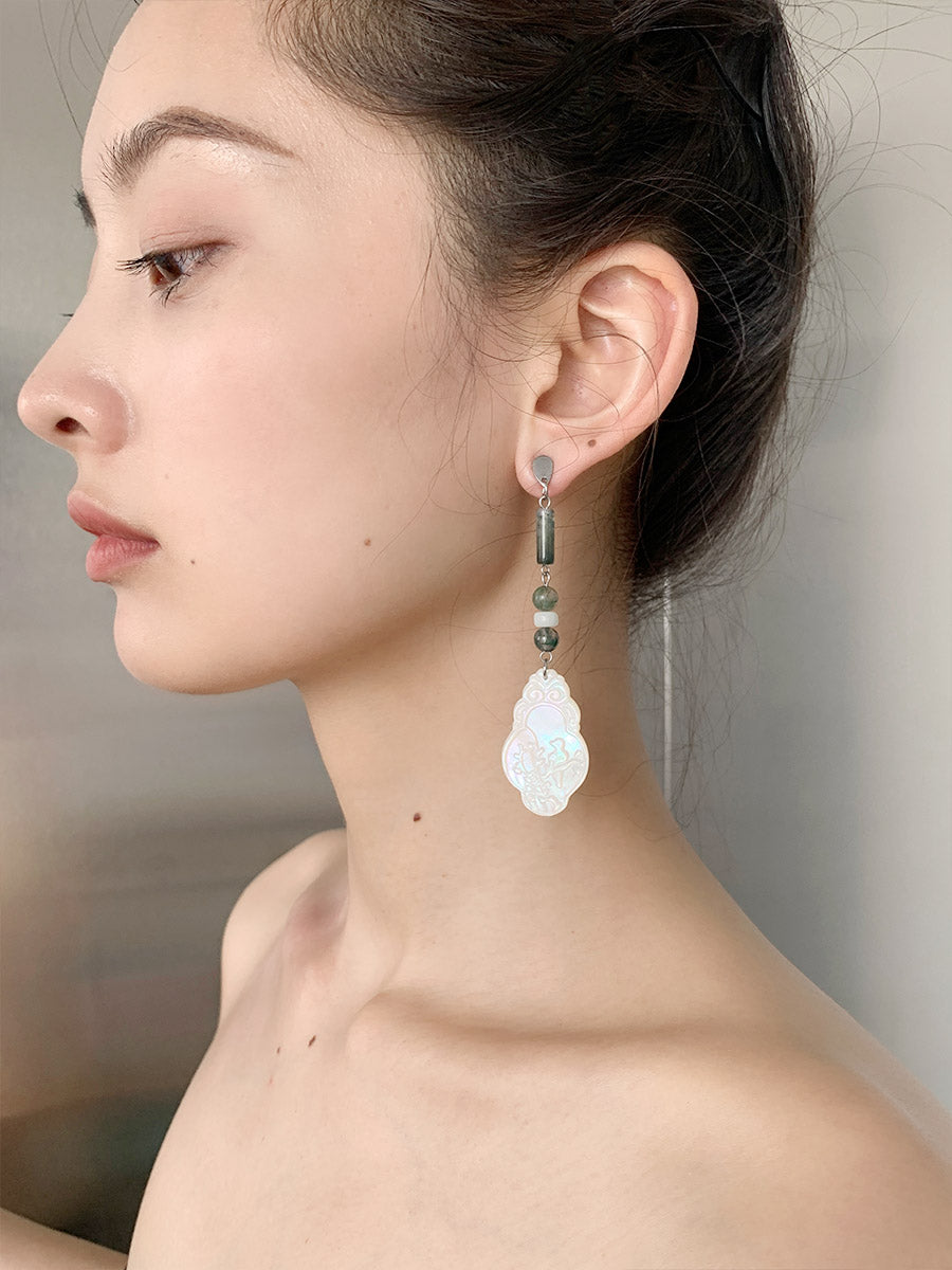 Oiseaux sur une branche 枝上啼鸟 Nouvelles boucles d’oreilles en coquillage naturel de style chinois
