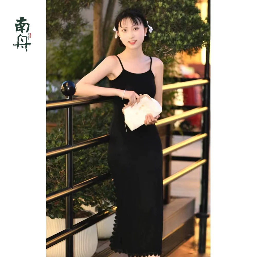 Xiao Mo 小默 Robe à enfiler en dentelle Qipao