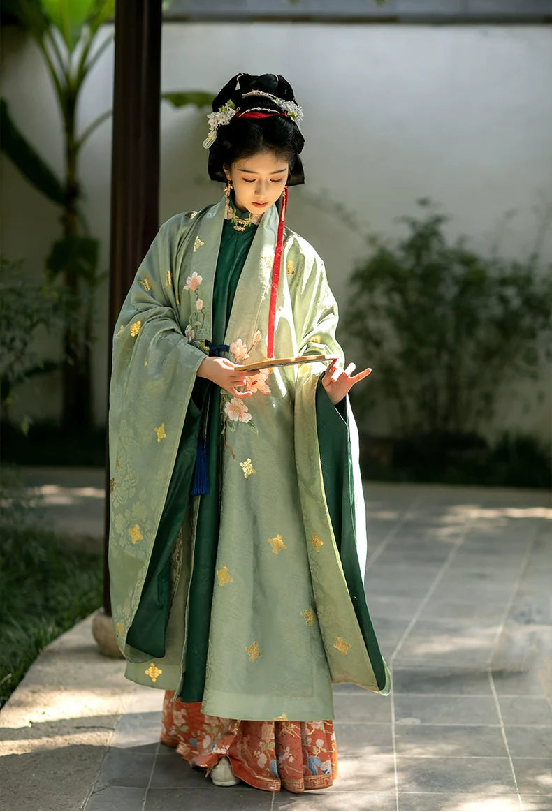 Yulan Ying 玉兰影 Magnolia Shadow Dynastie Ming Printemps Été Hanfu