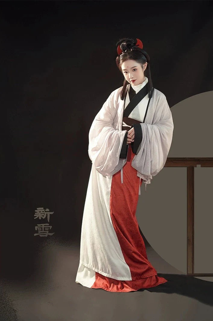 Синь Сюэ 新雪 Свежий снег Реставрация Восточной Хань Руцюнь