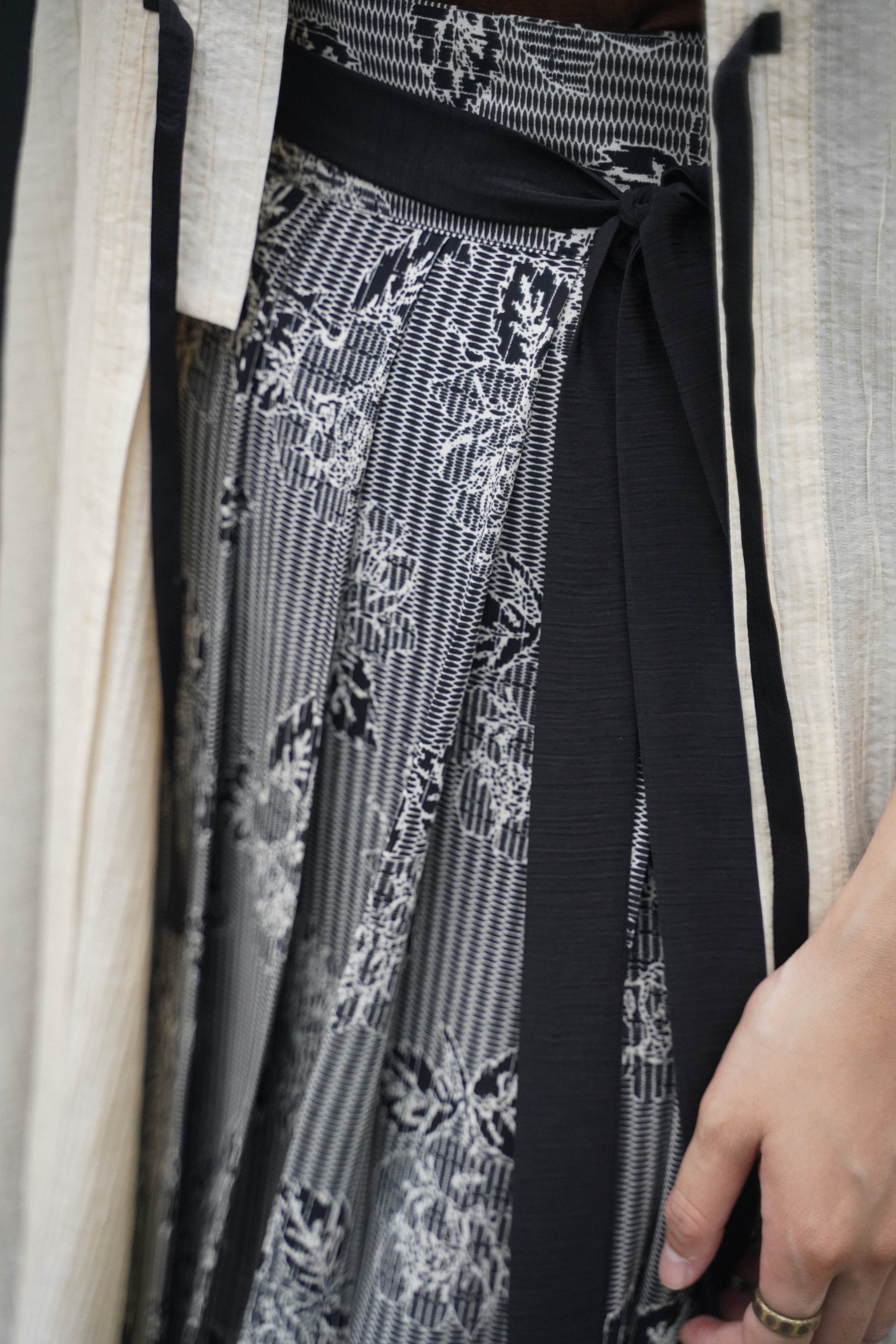 Xiang Cao 香草 Vanilla Modernized Ming Dynasty Summer Bijia Vest Set