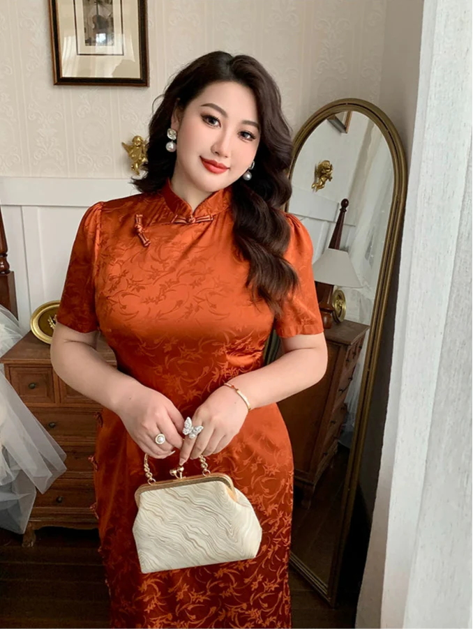 Xiaying Rui 霞映蕊 Glowing Sunset Plus Size Modernized Vintage Bottleneck Jacquard Qipao