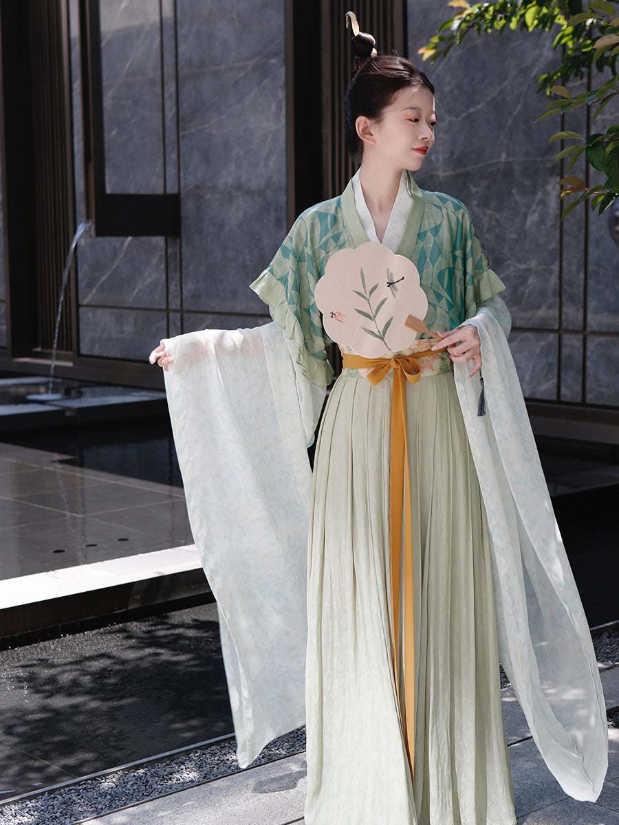 Shui Cai 水彩 Ensemble Ruqun de la dynastie du Nord et du Sud modernisé à l'aquarelle