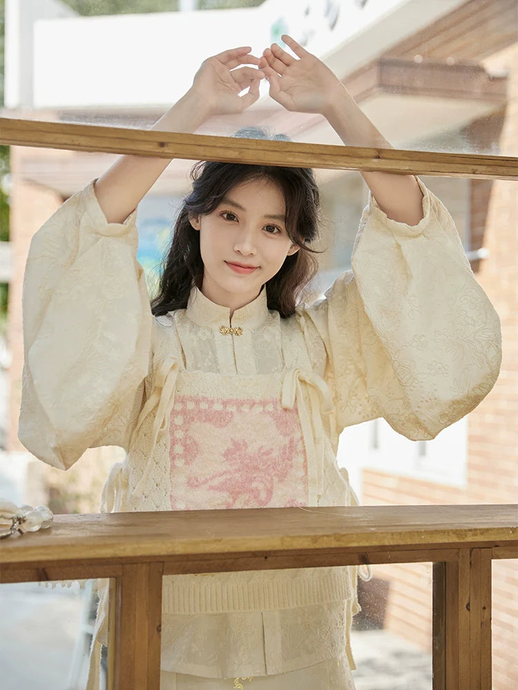 Lu Lu 陆陆 Deer Deer Modernized Ming Dynasty Knit Zhuyao & Mamian Skirt Set