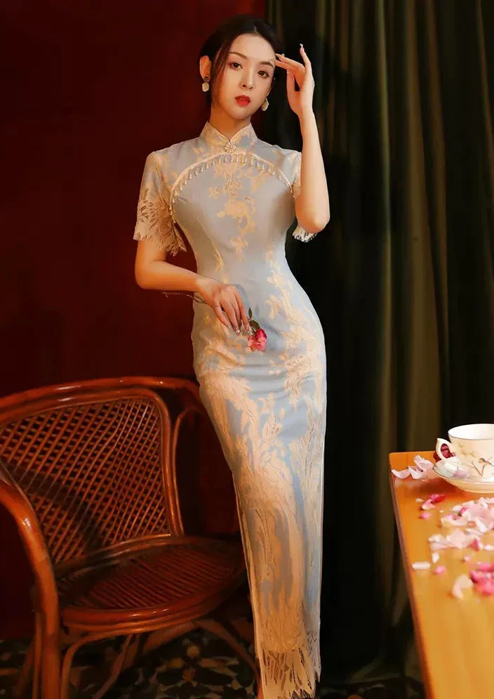Miss Bai 白小姐 Robe Qipao en dentelle