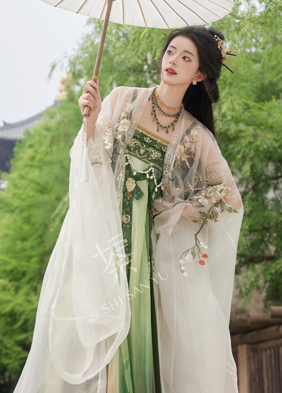 Летающий лотос 飞天莲华 Модернизированный Даксиушань династии Тан. Набор Цисюн Рукюнь